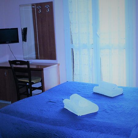 Hotel Moon Light Рим Екстериор снимка